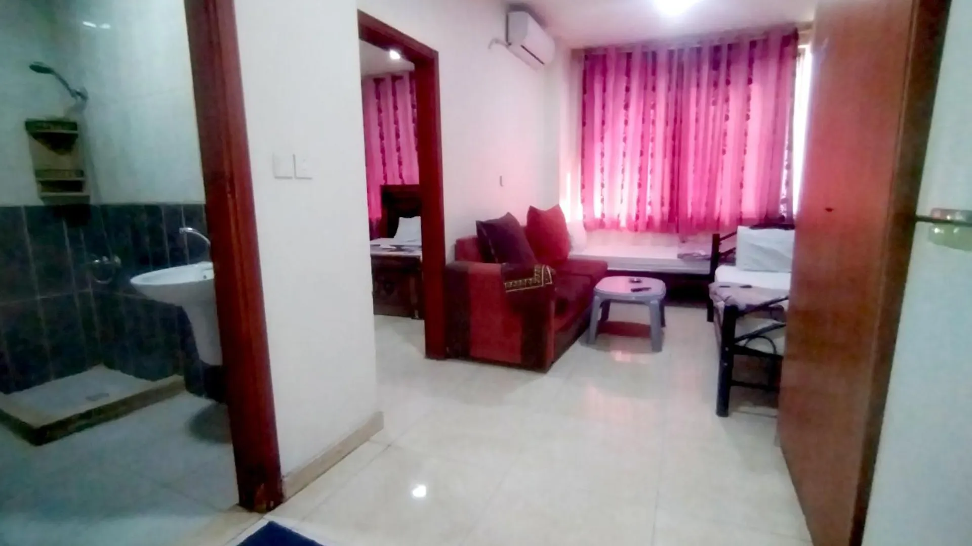 Farah Plaza Hostel&Apartments Akaba Jordanien